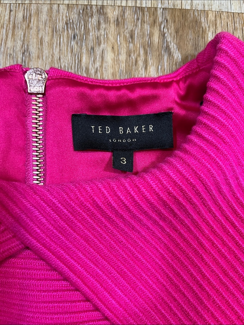 Ted Baker London Hot Pink Ribbed Bodycon Sheath Dress Size 3 US 8 10 Sleeveless - Picture 6 of 14